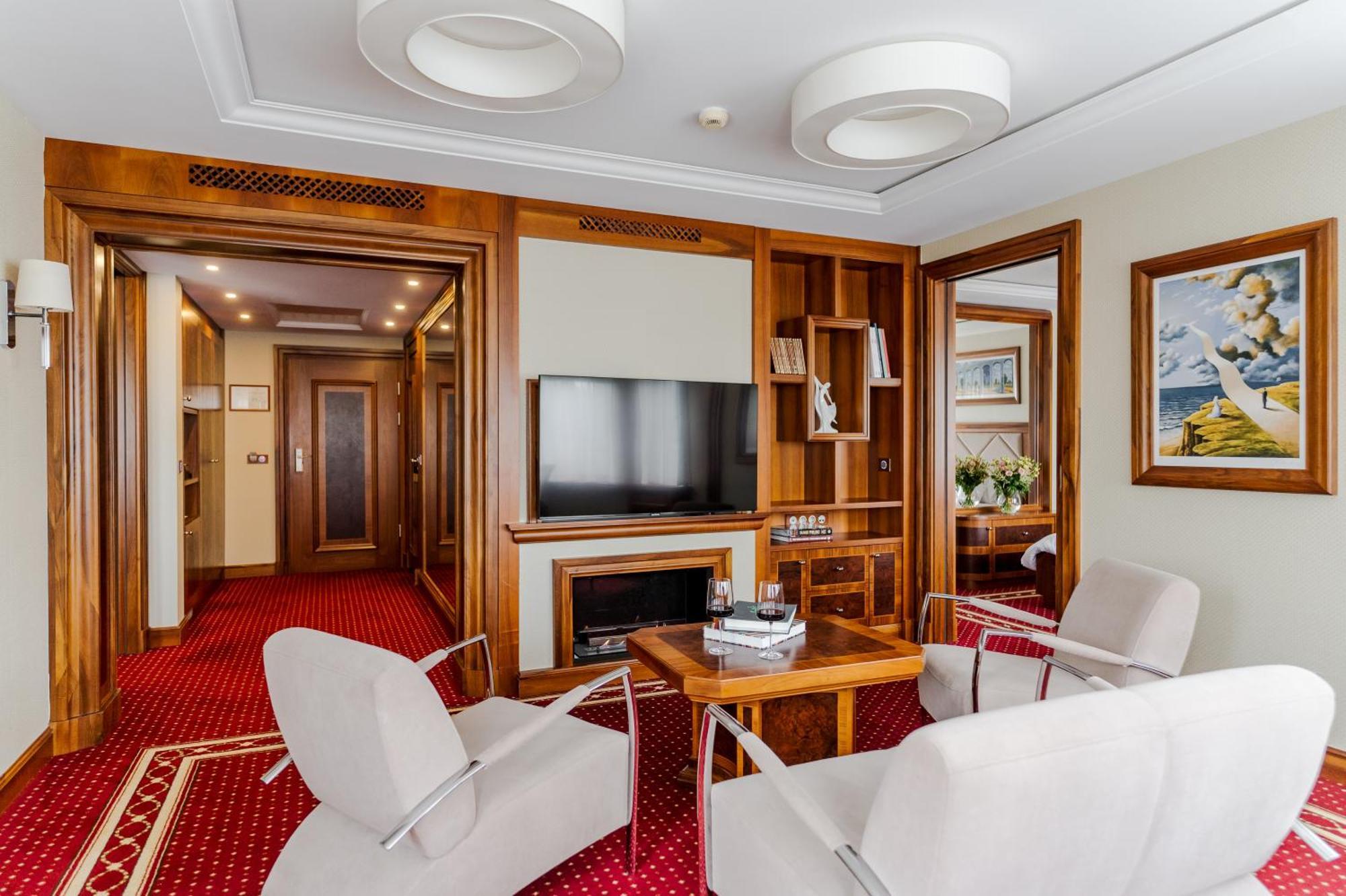 Haffner & - Destigo Hotel